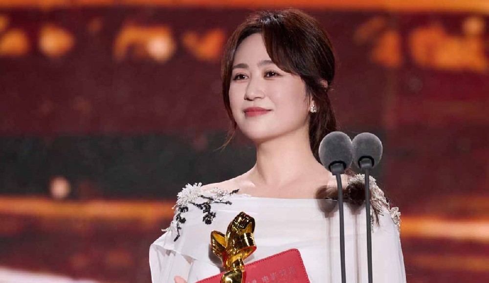 《水饺皇后》闪耀电影频道传媒关注单元 马丽荣膺最受传媒关注女主角